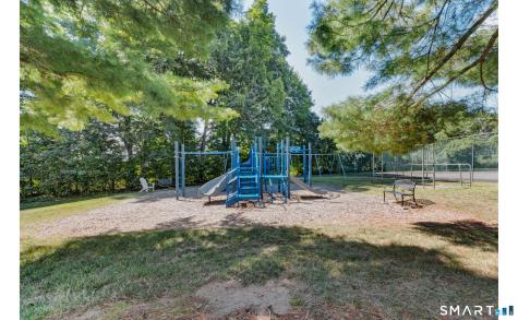 28 Glenview Drive Cromwell CT 06416
