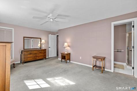 16 Esquire Drive Manchester CT 06042