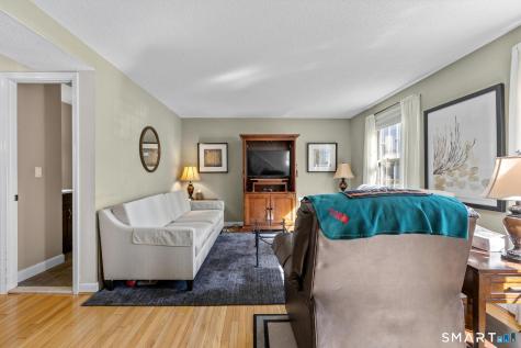 16 Esquire Drive Manchester CT 06042