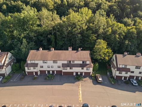 170 Beacon Hill Common Beacon Falls CT 06403