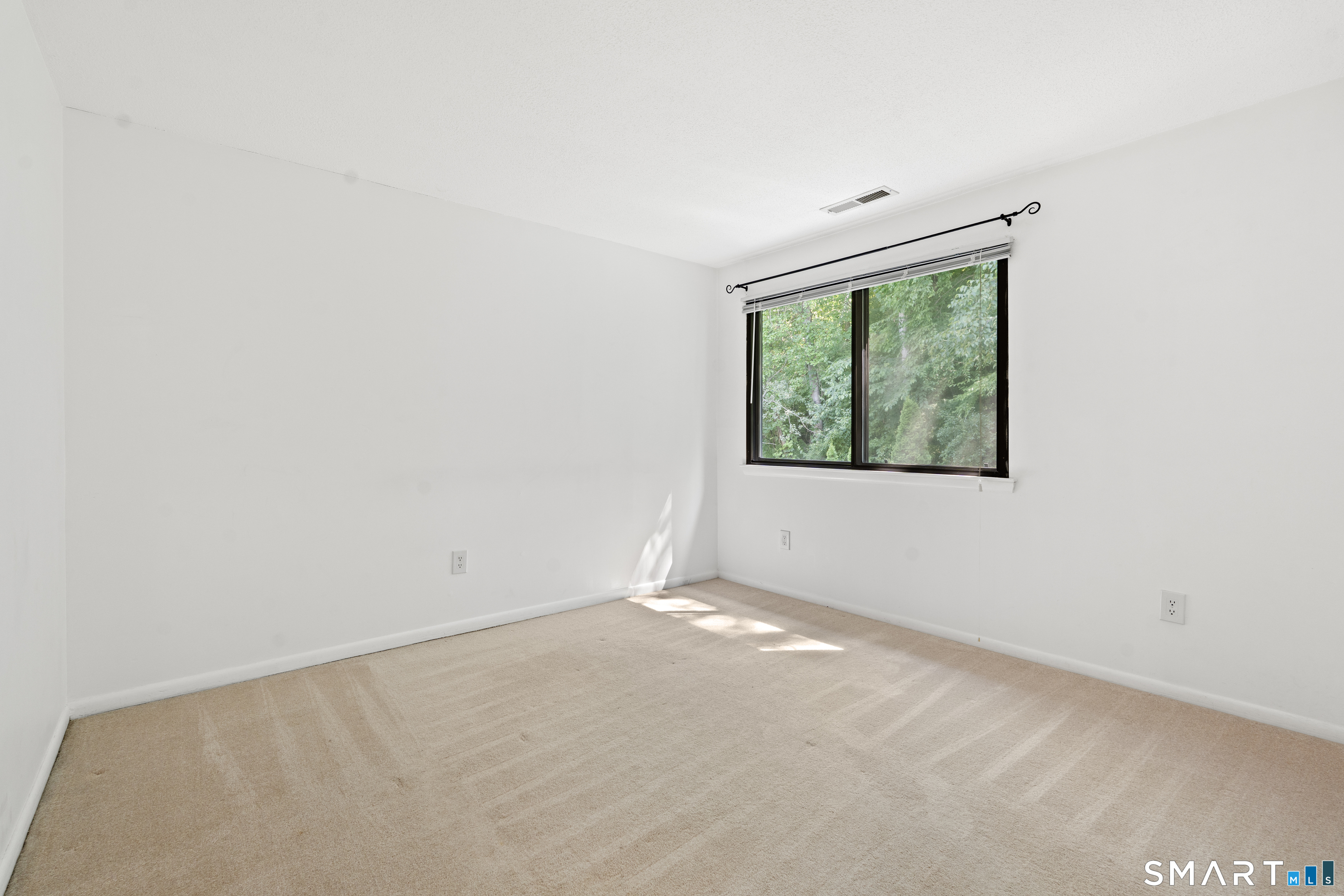 170 Beacon Hill Common Beacon Falls CT 06403