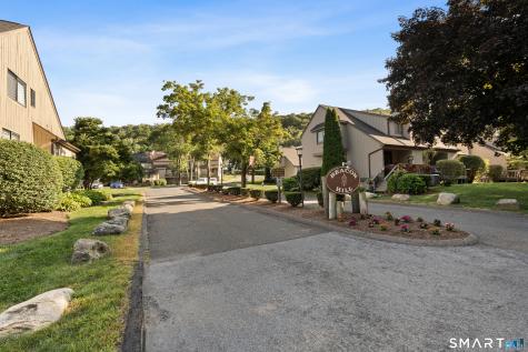 170 Beacon Hill Common Beacon Falls CT 06403