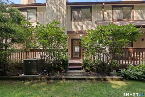 170 Beacon Hill Common Beacon Falls CT 06403