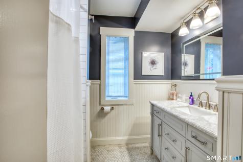 13 Algonquin Lane Stratford CT 06614