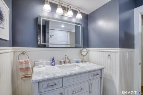 13 Algonquin Lane Stratford CT 06614