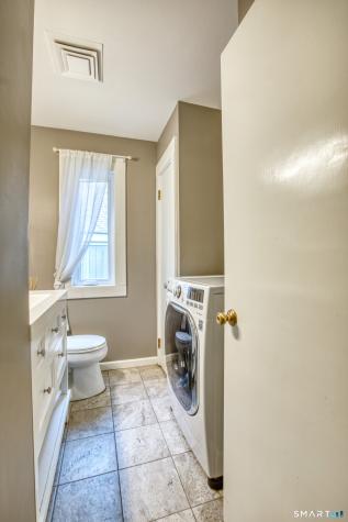 13 Algonquin Lane Stratford CT 06614
