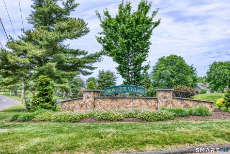 13 Algonquin Lane Stratford CT 06614