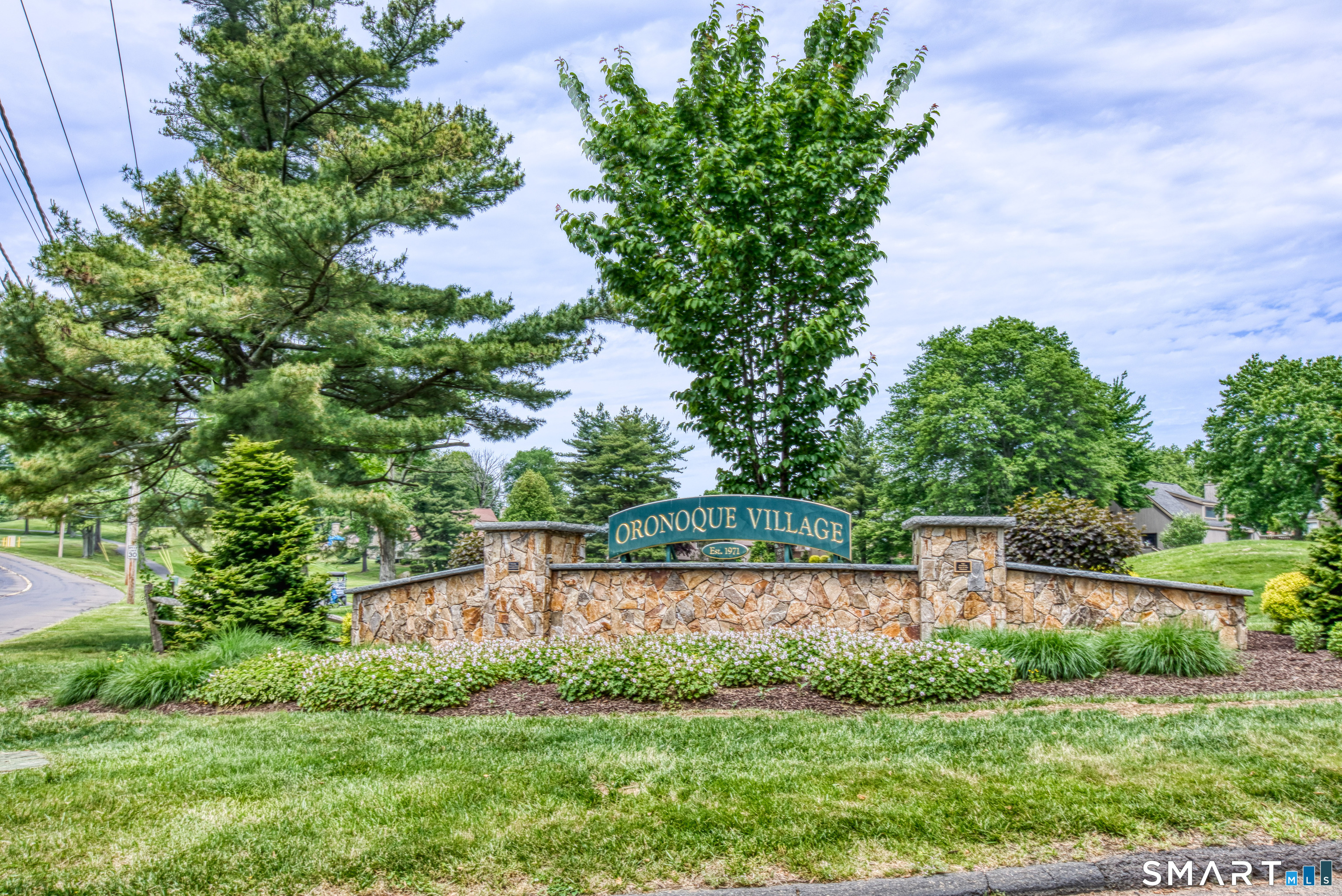 13 Algonquin Lane Stratford CT 06614