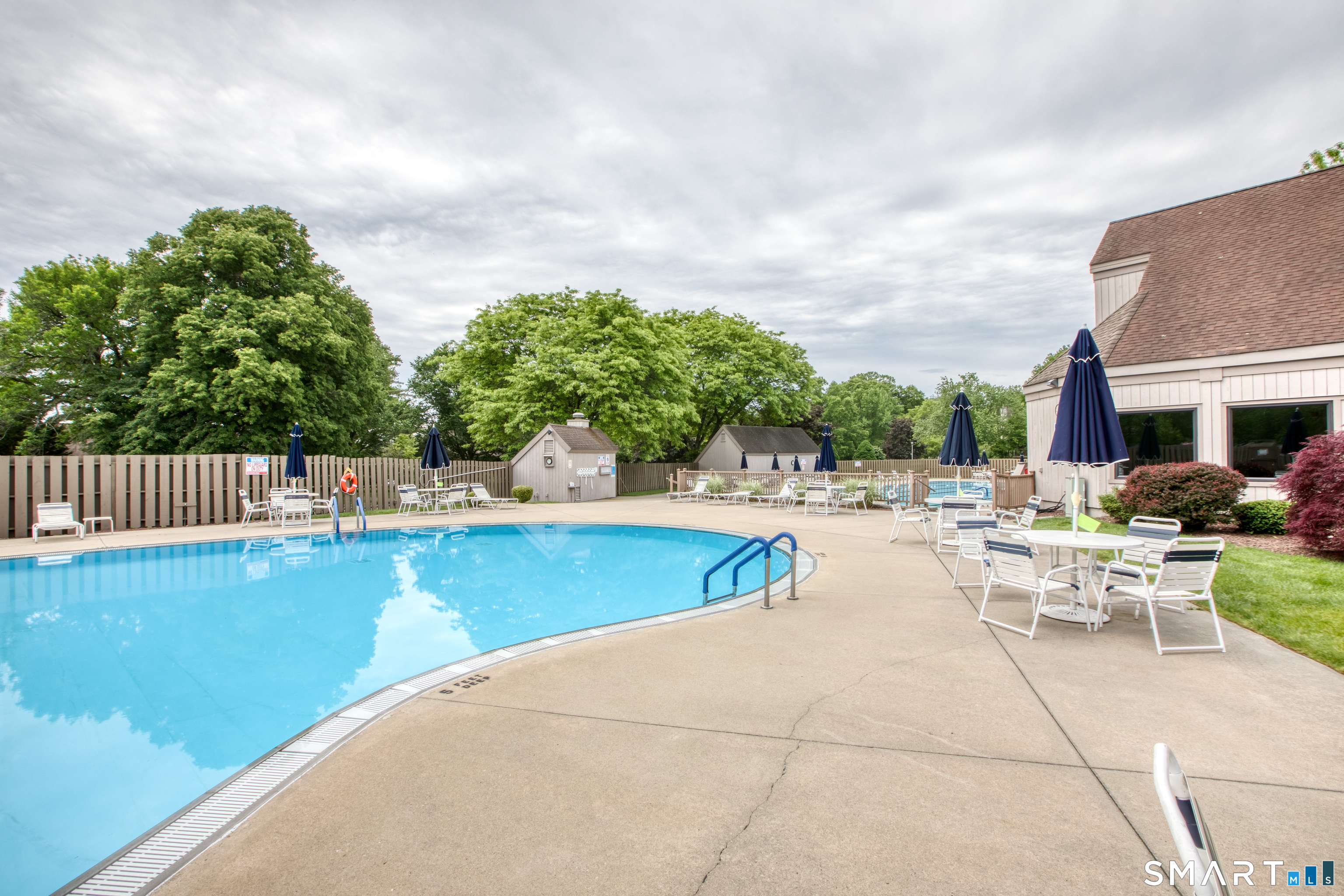 13 Algonquin Lane Stratford CT 06614