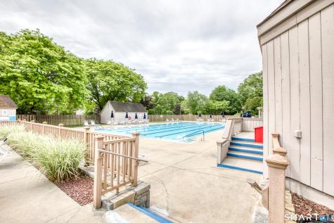 13 Algonquin Lane Stratford CT 06614