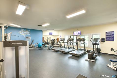 13 Algonquin Lane Stratford CT 06614