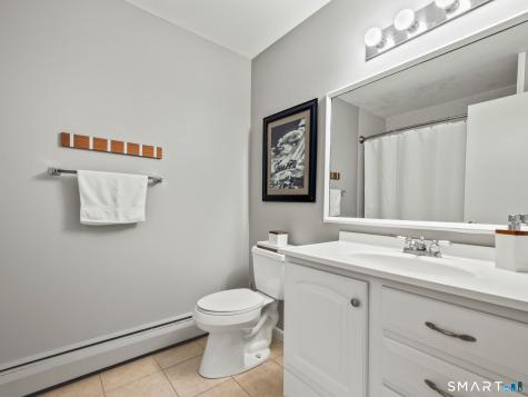 1 Talcott Ridge Road Farmington CT 06032