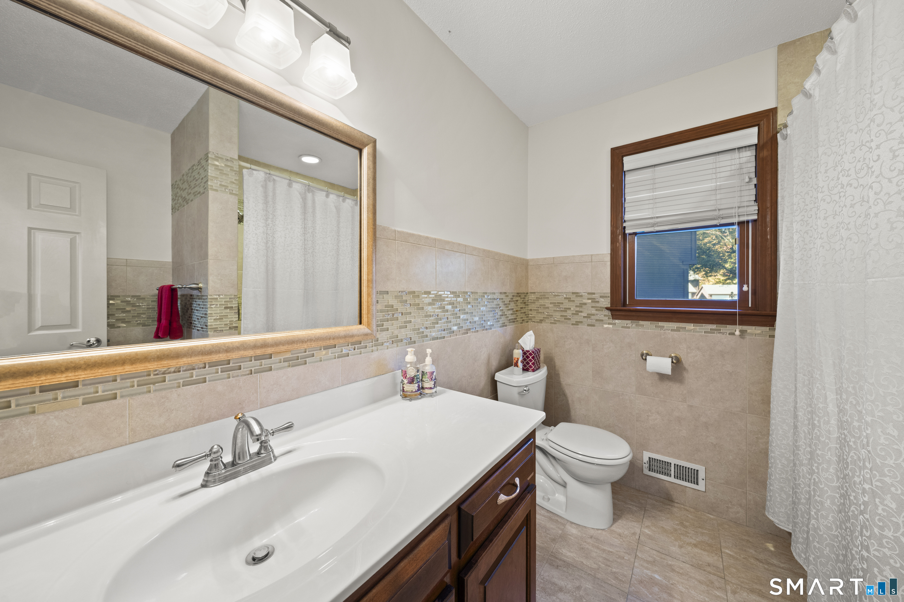 25 Candlewood Drive Enfield CT 06082