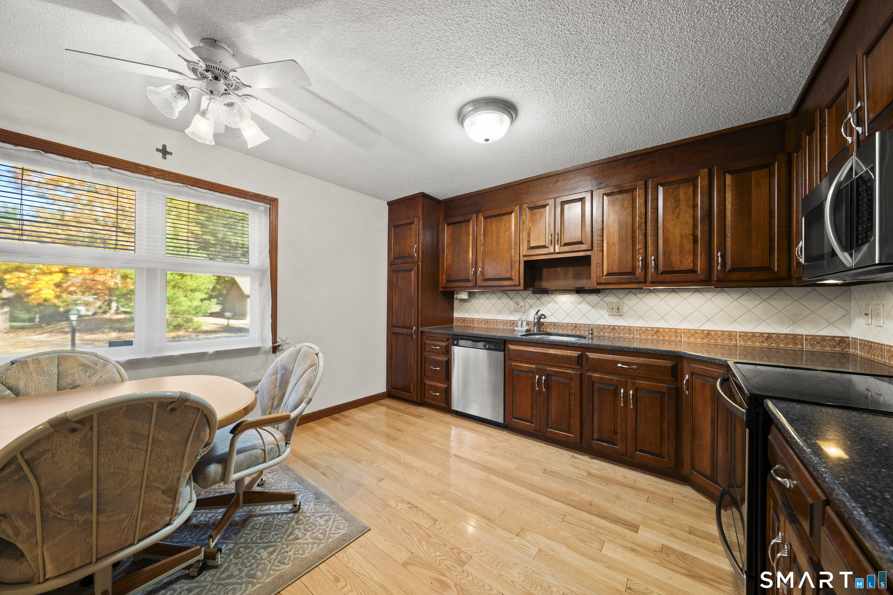 25 Candlewood Drive Enfield CT 06082