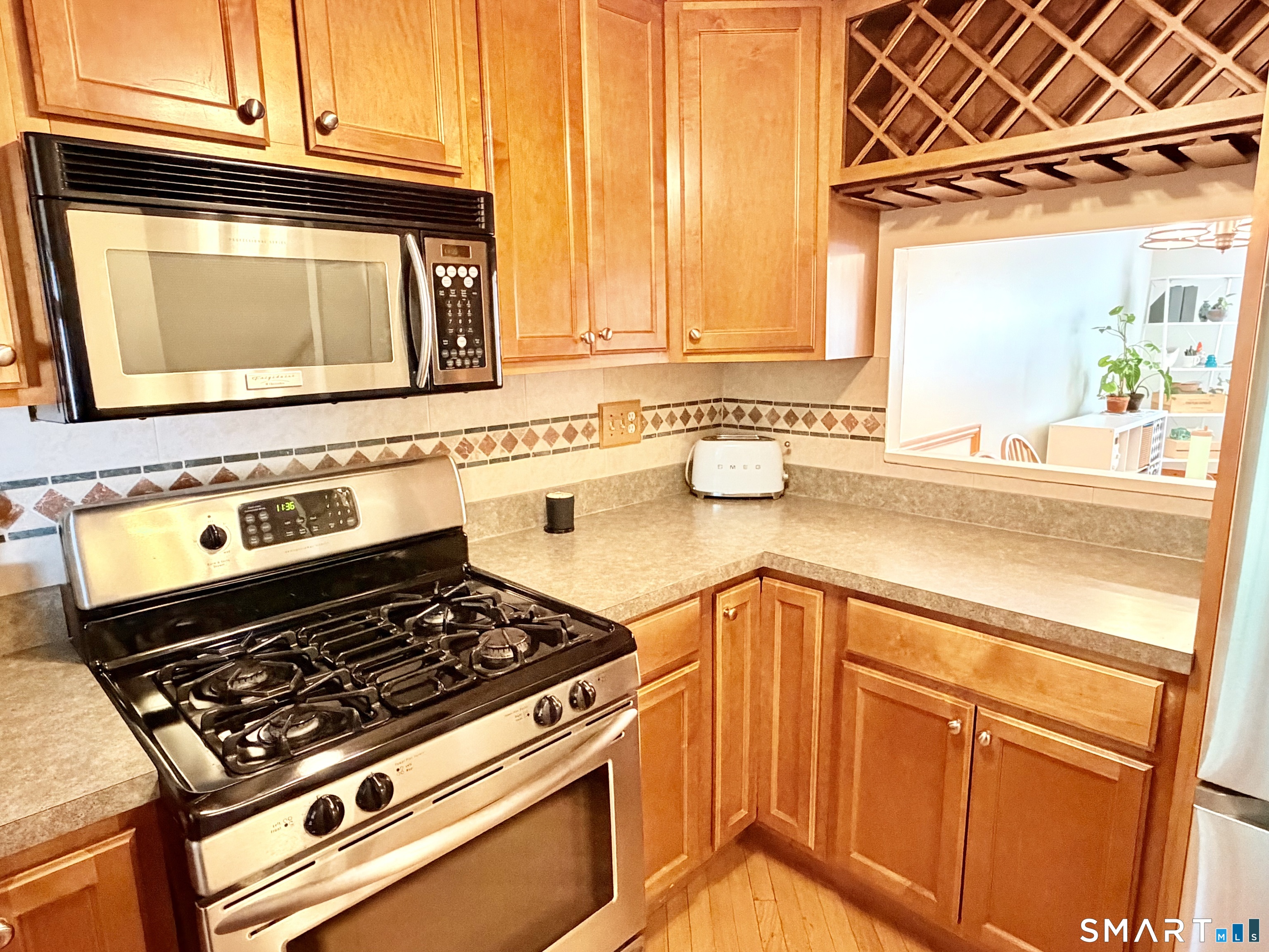 10 East Gate Lane Hamden CT 06514