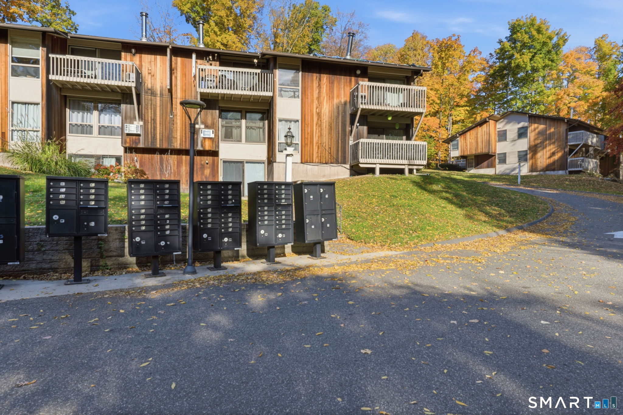 7-A Country Squire Drive Cromwell CT 06416