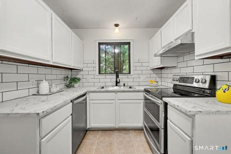 485 Heritage Village Southbury CT 06488