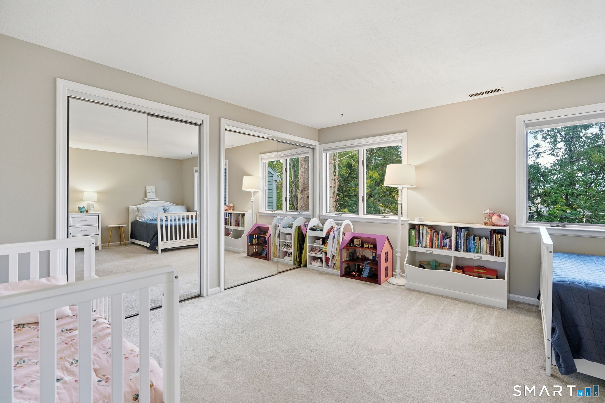 15 Brinley Way Newington CT 06111