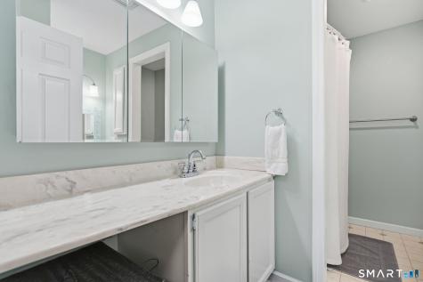 15 Brinley Way Newington CT 06111