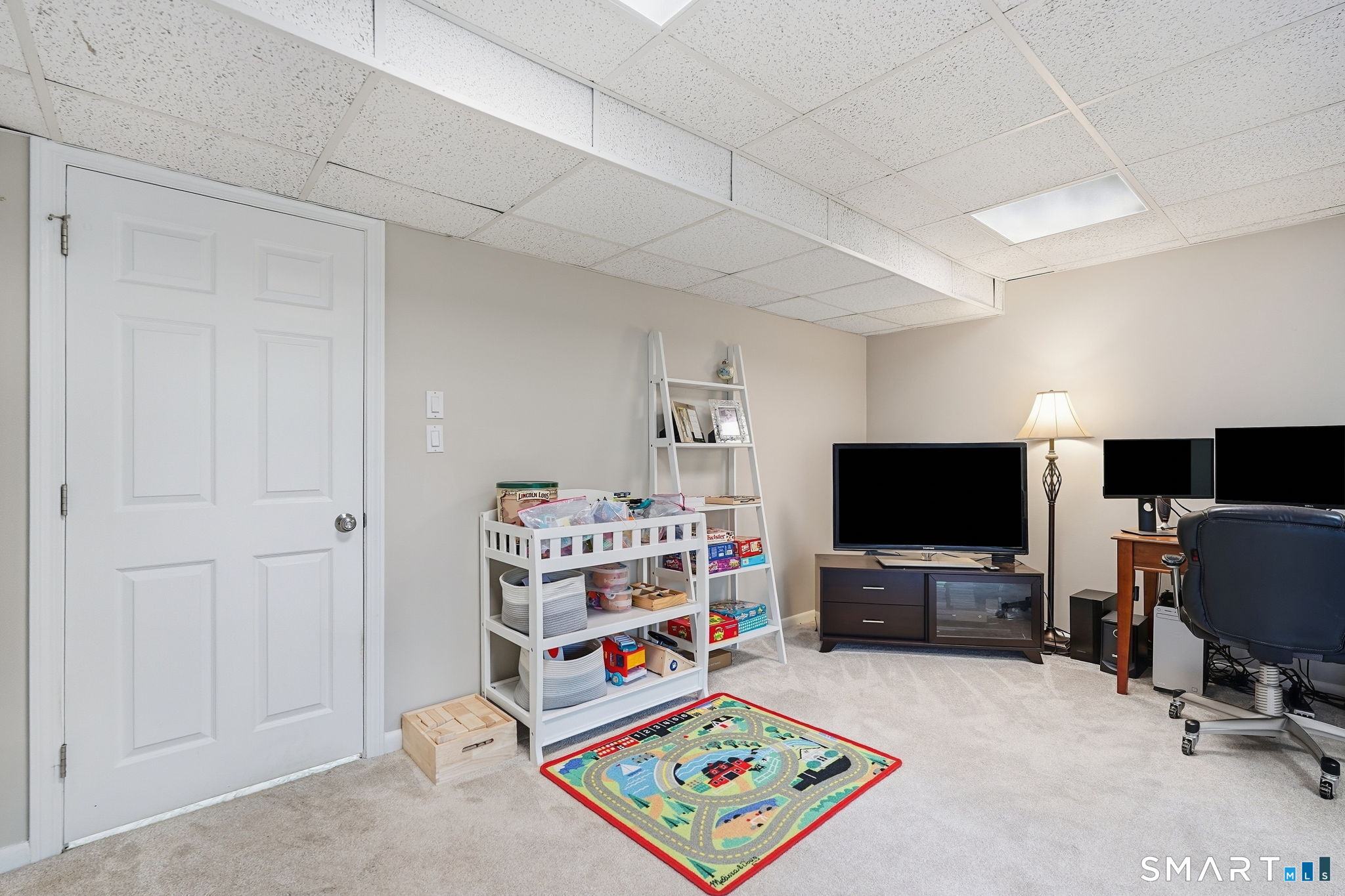 15 Brinley Way Newington CT 06111
