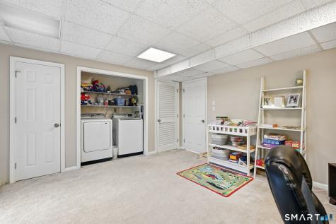 15 Brinley Way Newington CT 06111