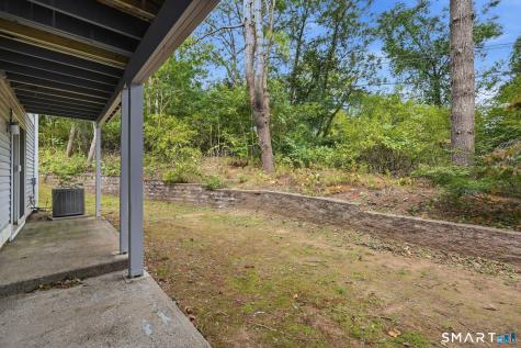 15 Brinley Way Newington CT 06111