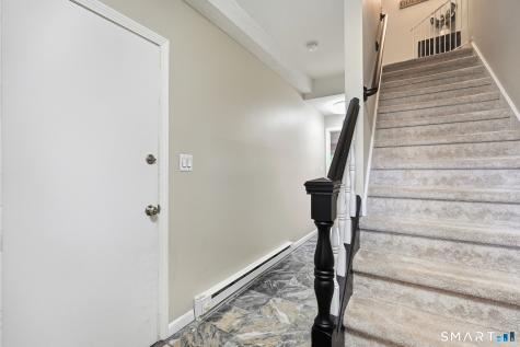 15 Brinley Way Newington CT 06111