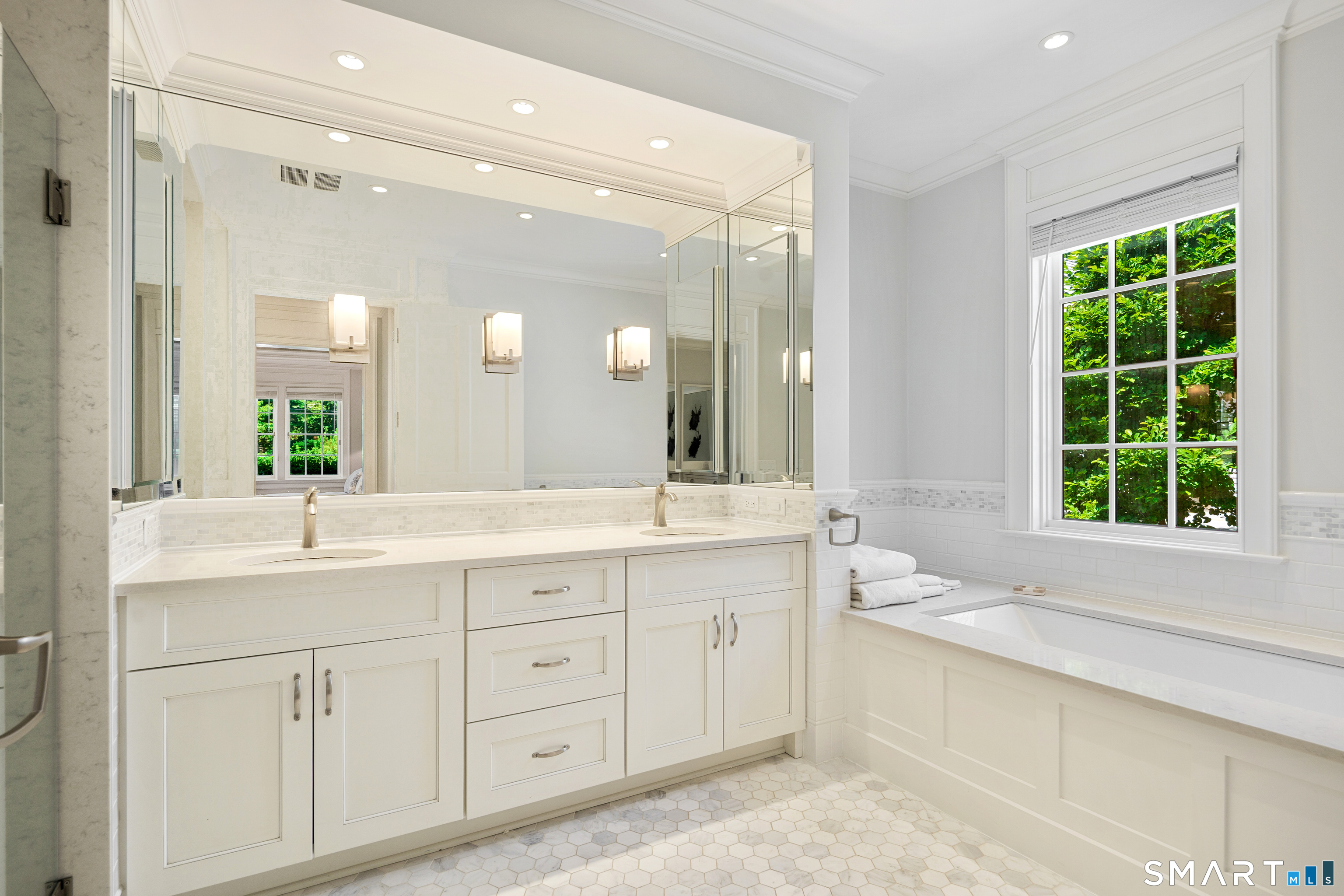 2 Settlers Trail Darien CT 06820