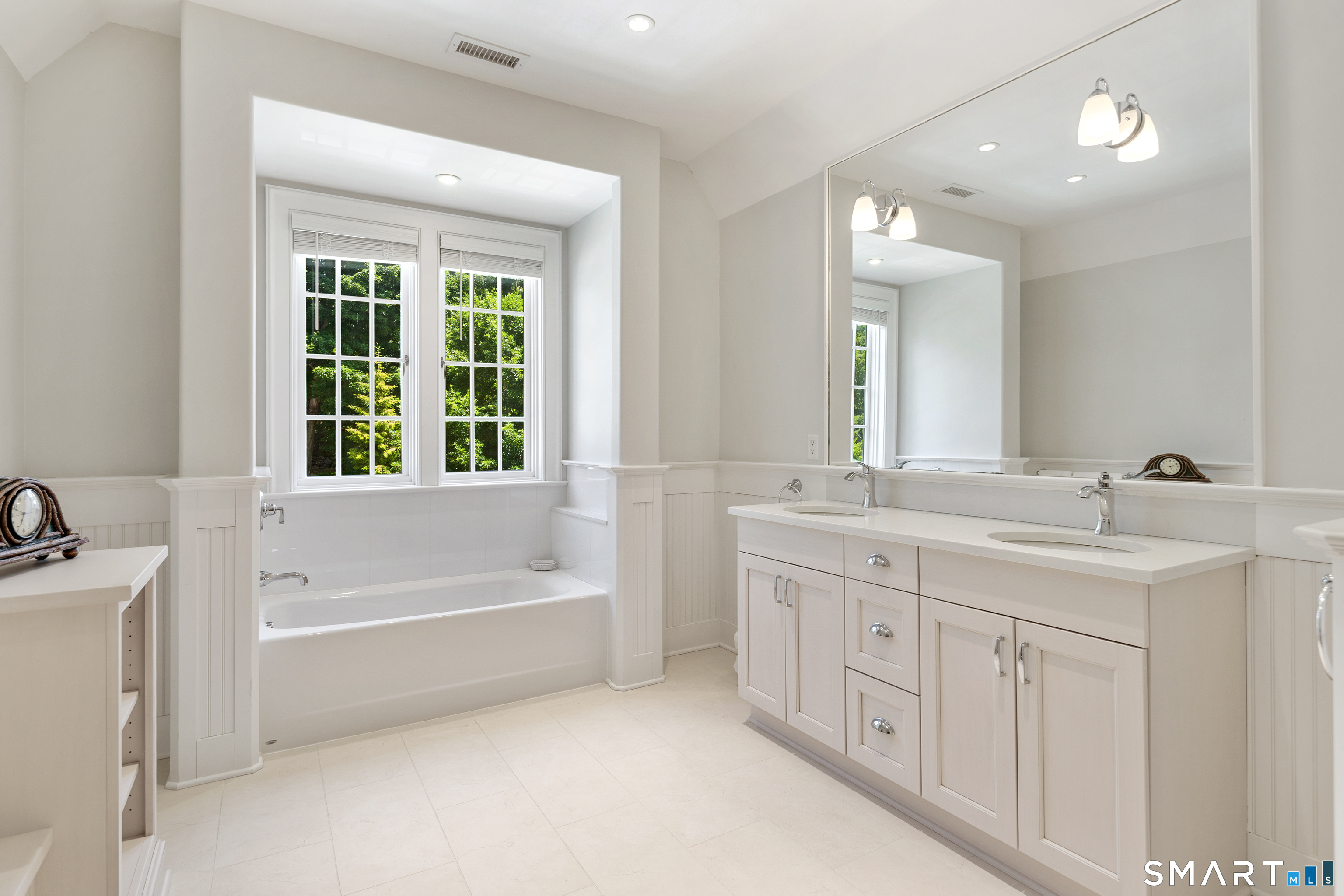 2 Settlers Trail Darien CT 06820