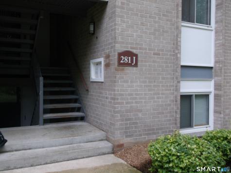 281 Gardner Avenue New London CT 06320