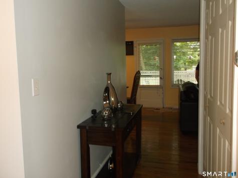 281 Gardner Avenue New London CT 06320
