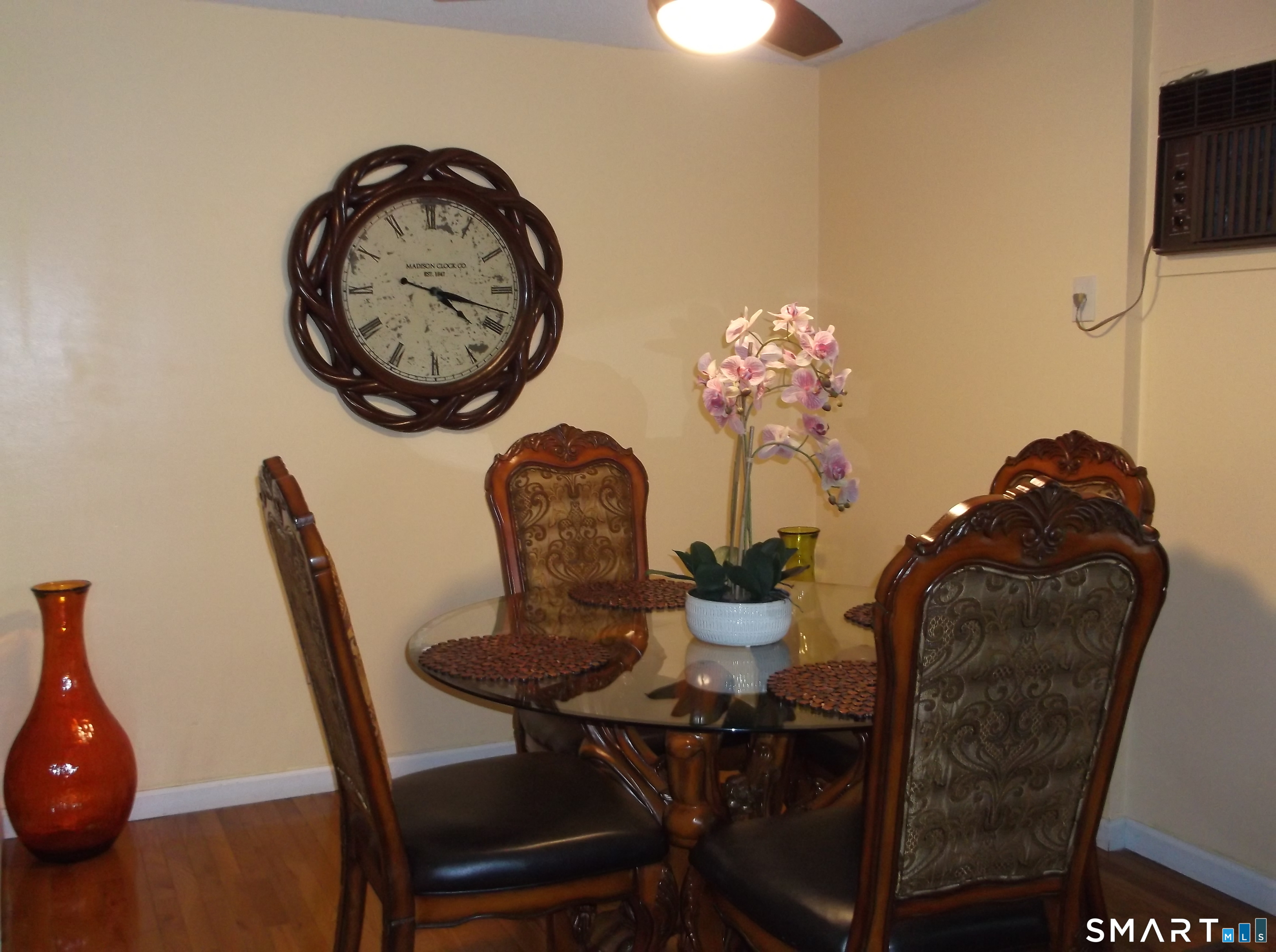 281 Gardner Avenue New London CT 06320