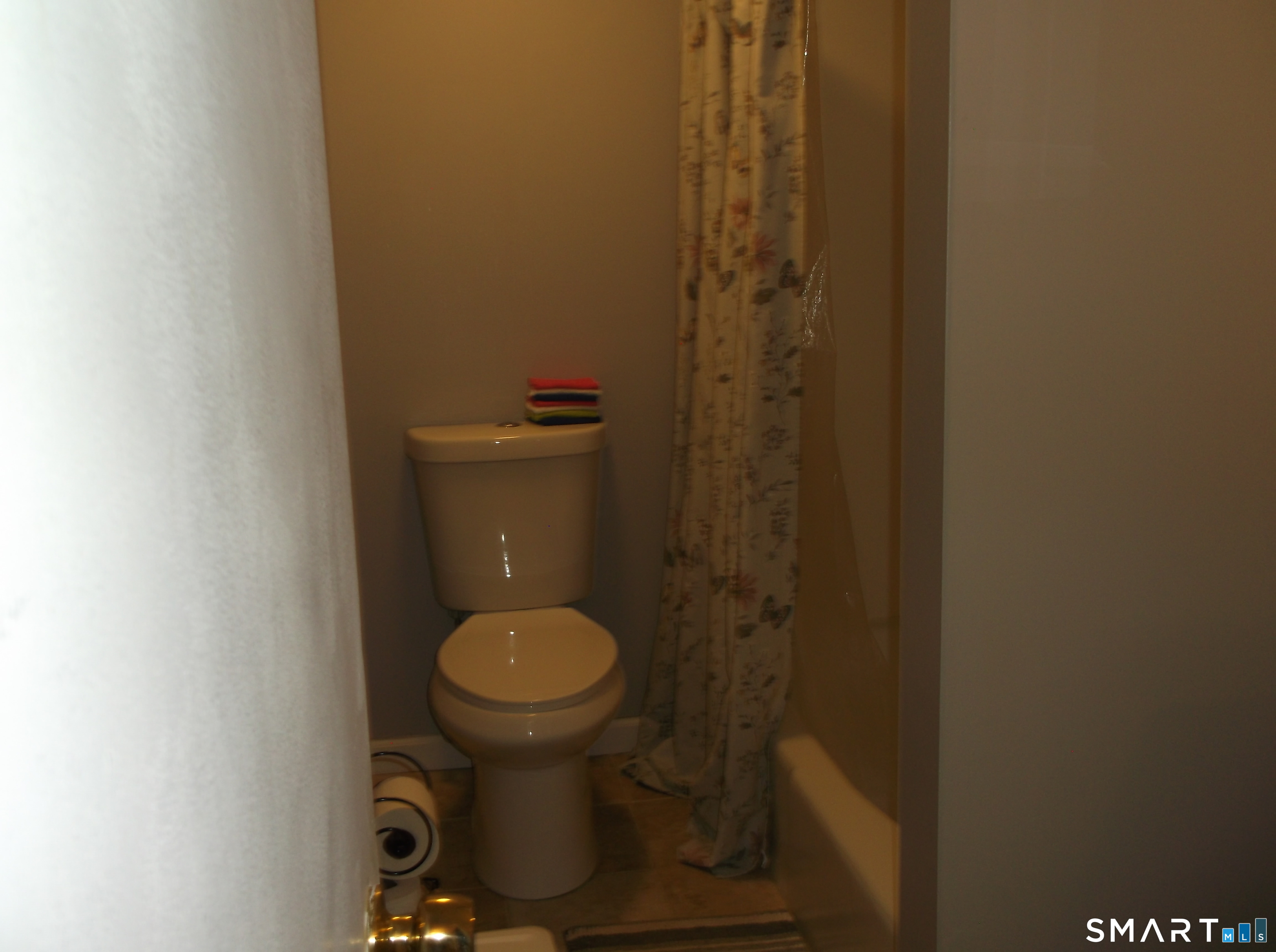 281 Gardner Avenue New London CT 06320