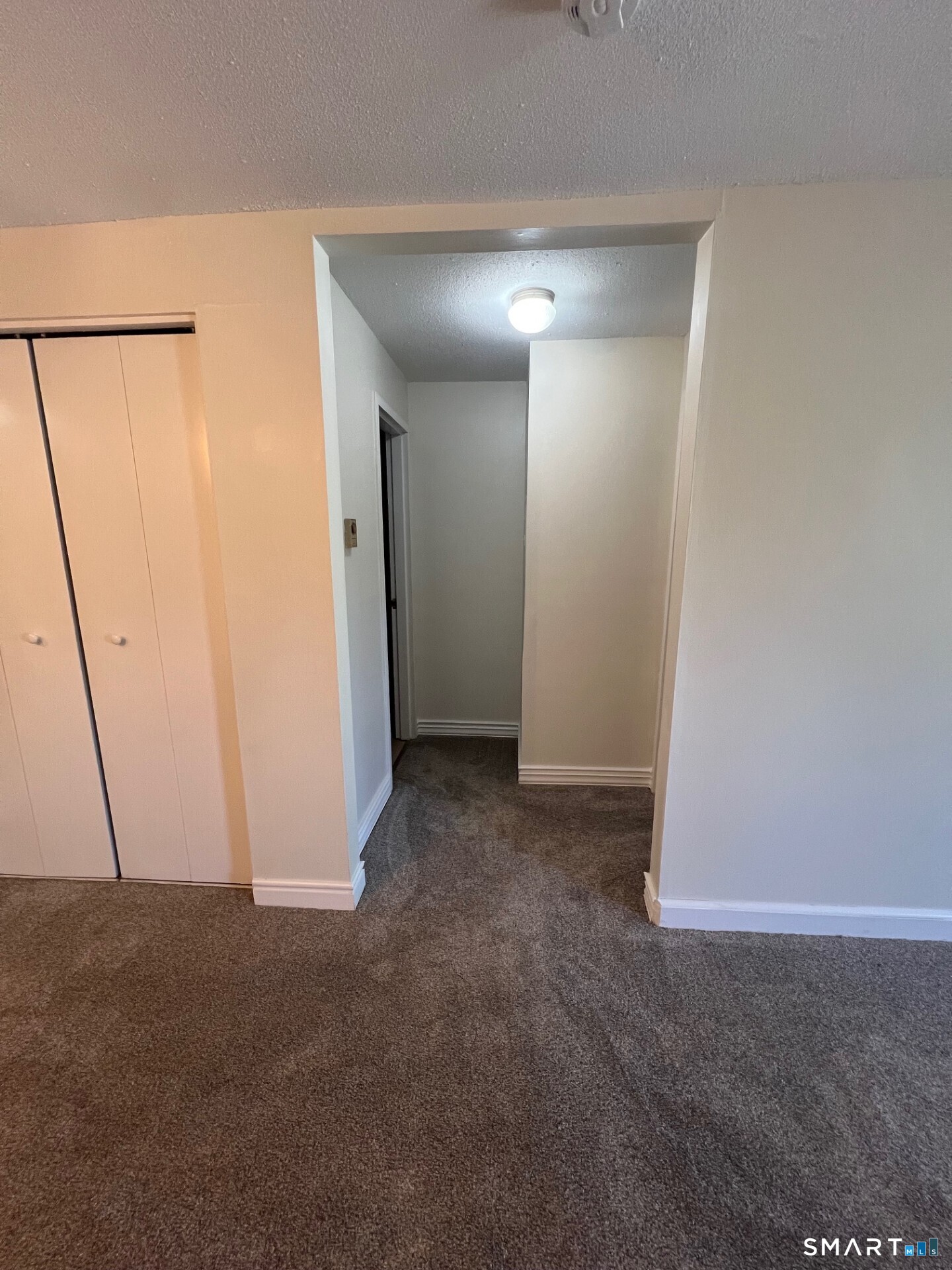6 Hamre Lane Branford CT 06405