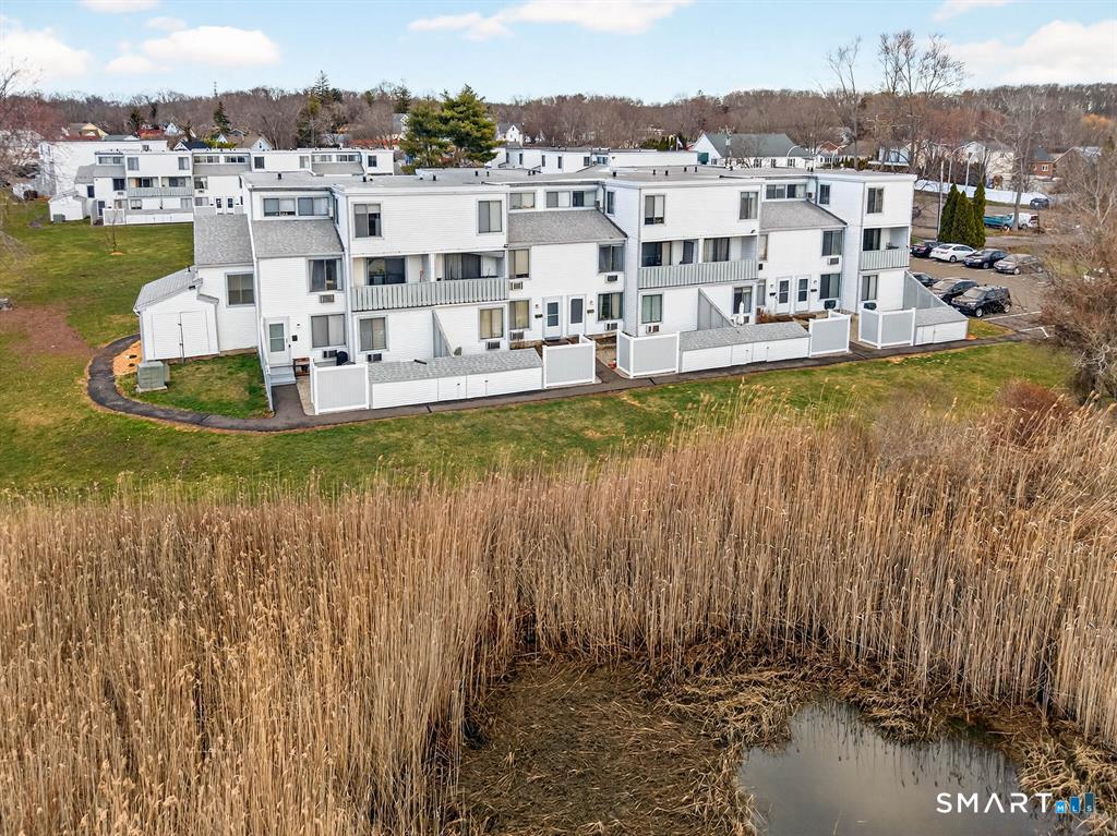 6 Hamre Lane Branford CT 06405