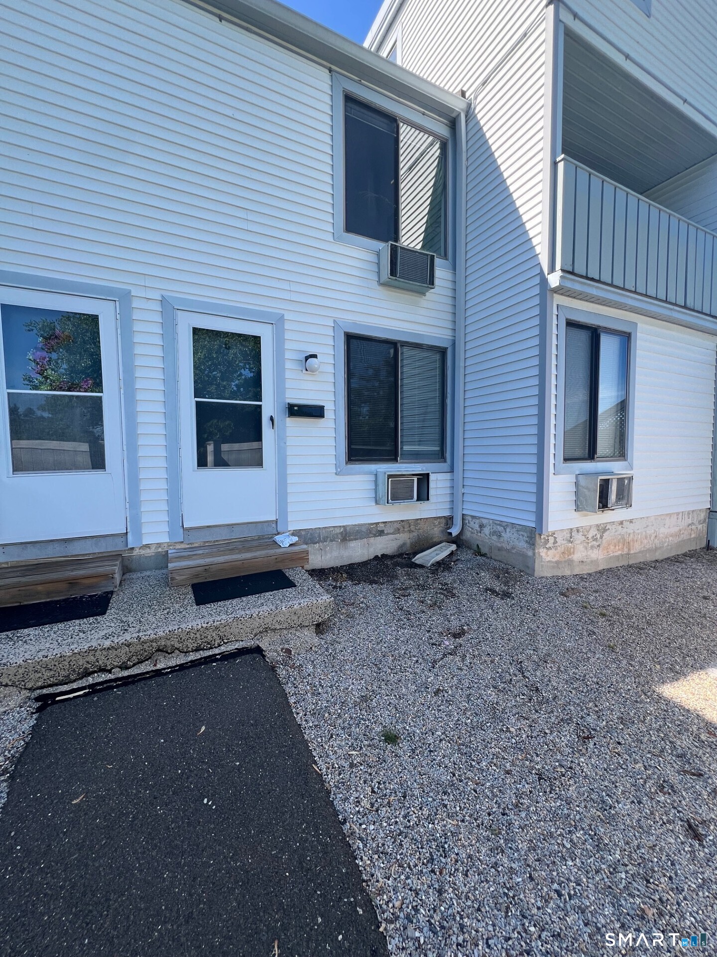 6 Hamre Lane Branford CT 06405