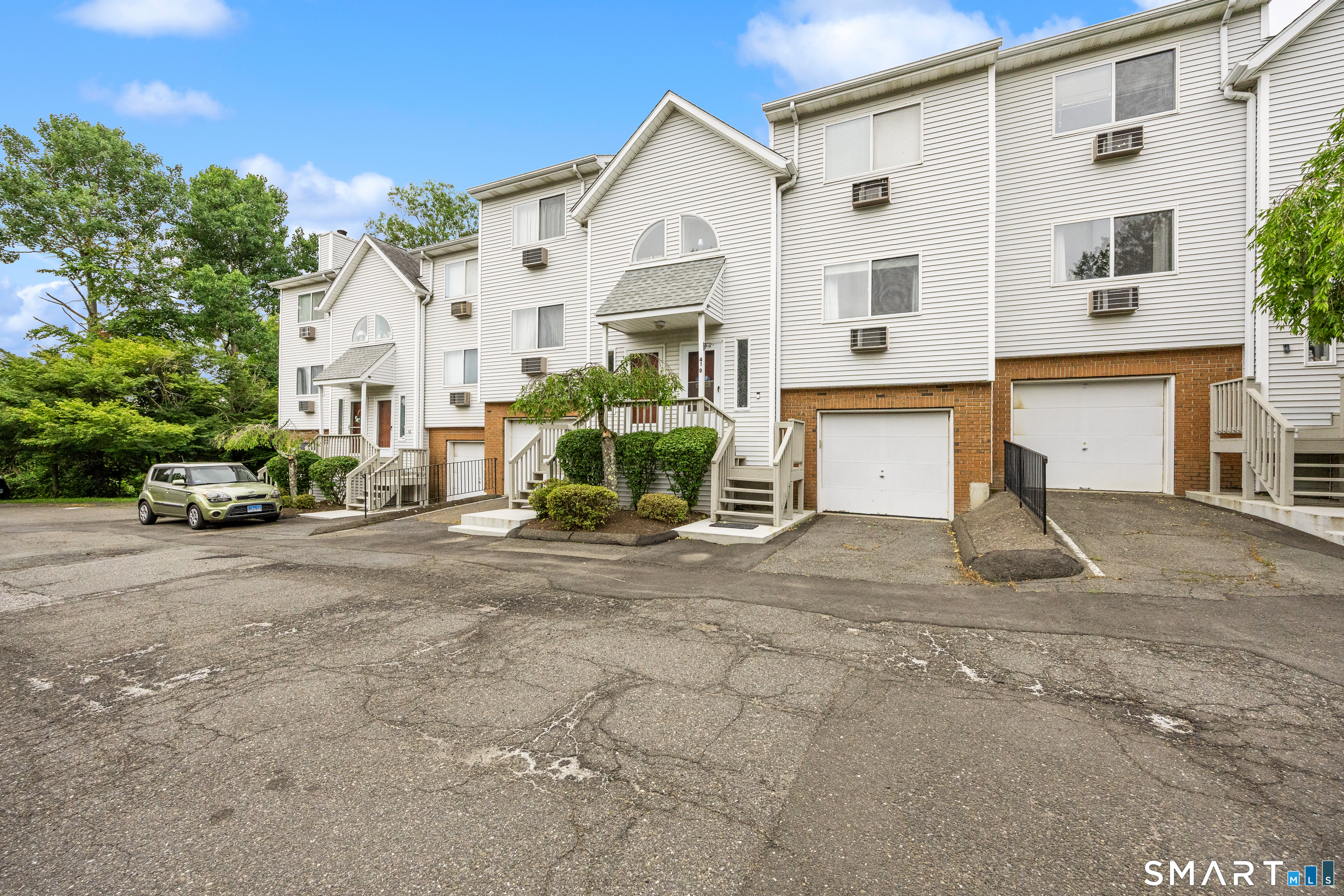 925 Oronoke Road Waterbury CT 06708