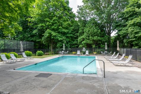 74 Woodbury Hill Woodbury CT 06798