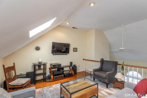 74 Woodbury Hill Woodbury CT 06798