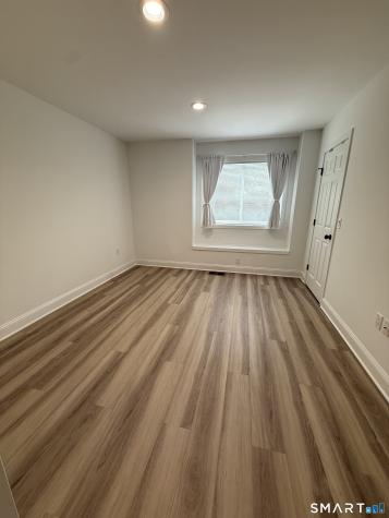 33 Main Street Meriden CT 06451