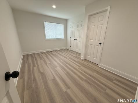 33 Main Street Meriden CT 06451