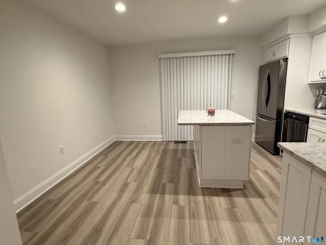 33 Main Street Meriden CT 06451