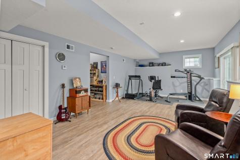 39 Chapman Chase Windsor Locks CT 06096