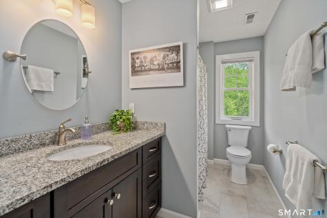 39 Chapman Chase Windsor Locks CT 06096