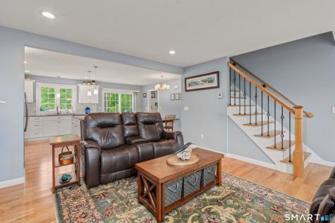 39 Chapman Chase Windsor Locks CT 06096