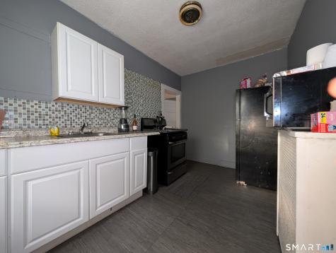 557 Wilmot Avenue Bridgeport CT 06607