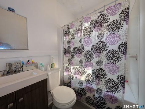 557 Wilmot Avenue Bridgeport CT 06607