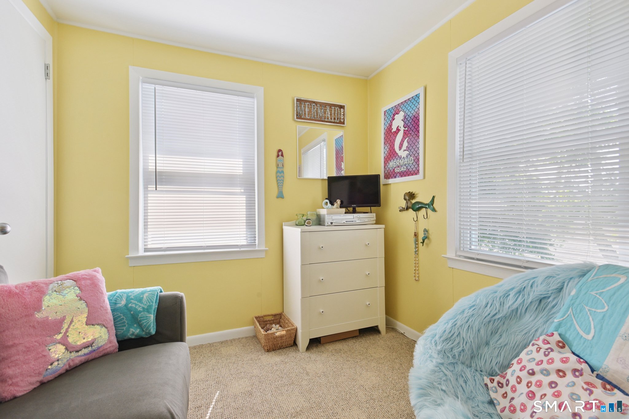 30 Hartford Avenue Old Lyme CT 06371