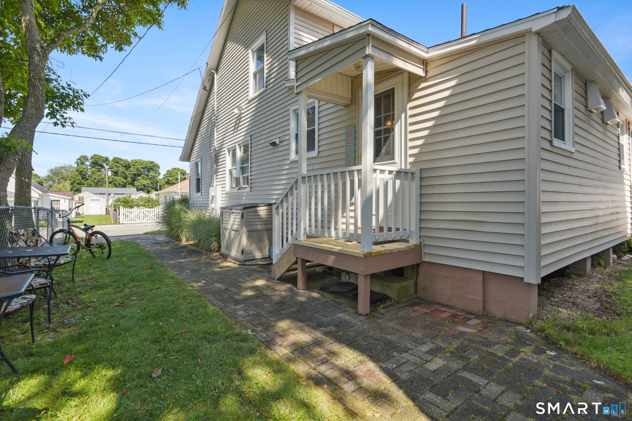 30 Hartford Avenue Old Lyme CT 06371
