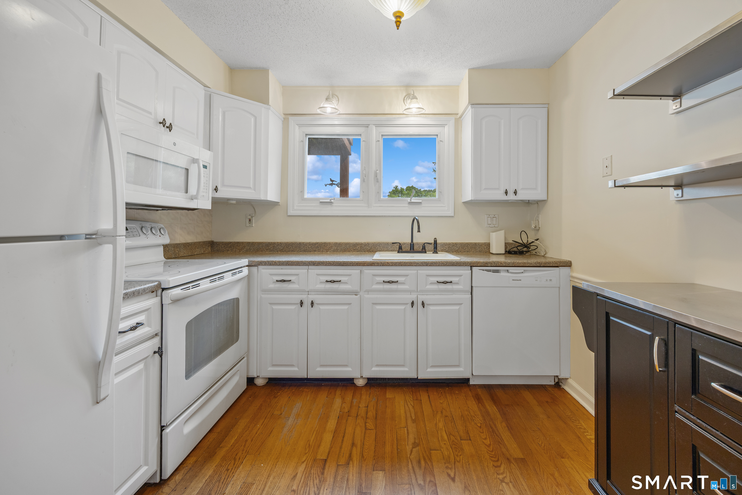 111 Strathmore Lane Wallingford CT 06492